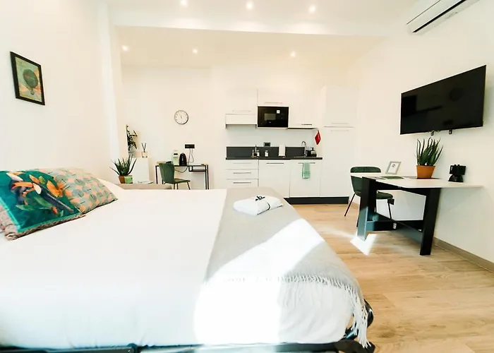 Maison Salvia Apartment *